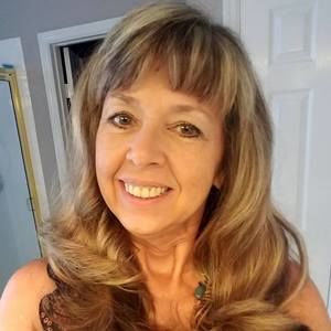 Meet your Posher, Beth